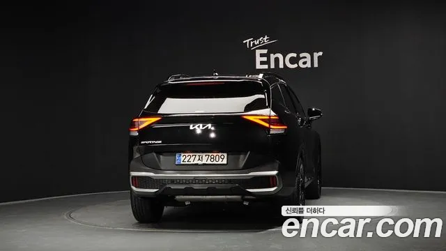 Kia Sportage 2023 thumb 4