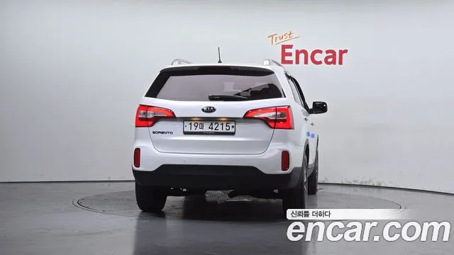 Kia Sorento 2014 thumb 10