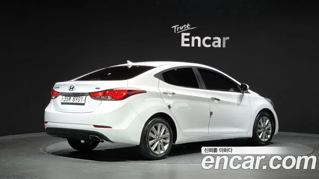 Hyundai Elantra 2013 thumb 11