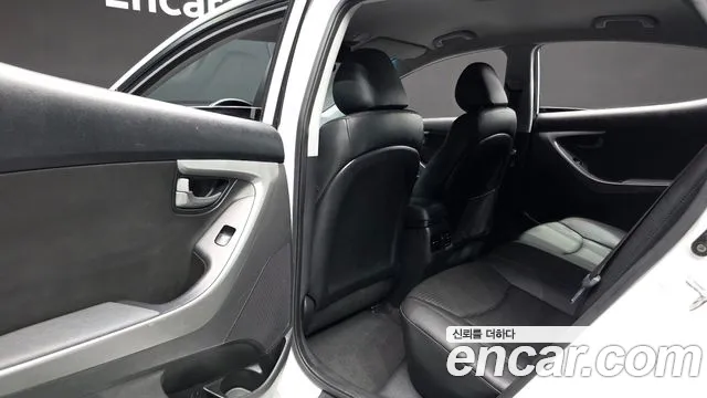 Hyundai Elantra 2013 thumb 6