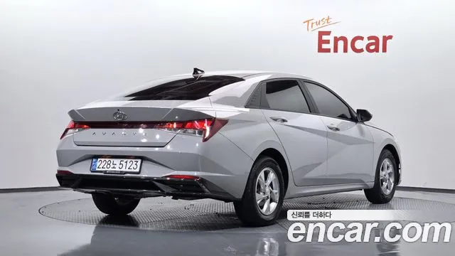 Hyundai Elantra 2022 thumb 12