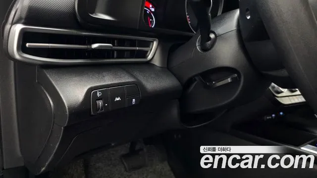 Hyundai Elantra 2022 thumb 6