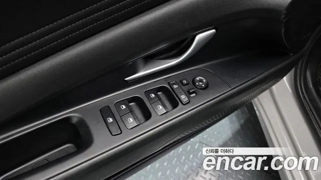 Hyundai Elantra 2022 thumb 8