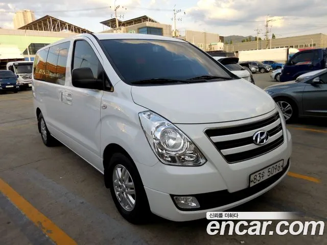 Hyundai Staria 2017 thumb 11