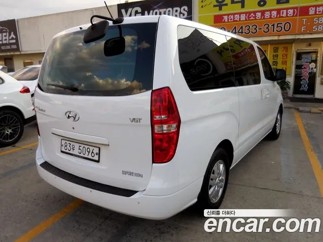 Hyundai Staria 2017 thumb 2