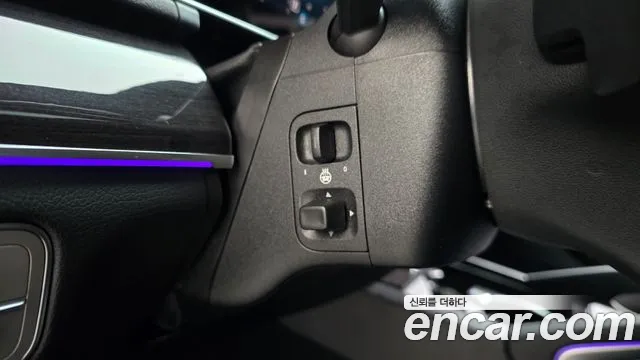 Mercedes-Benz E-Класс 2021 thumb 3