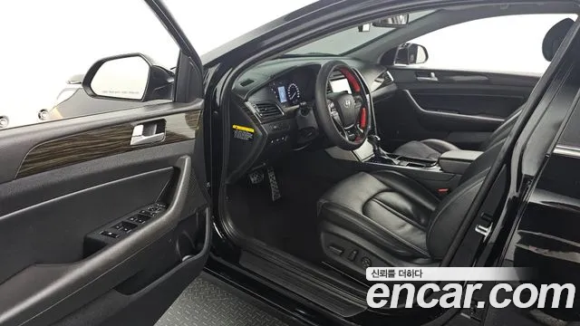 Hyundai LF 2016 thumb 12