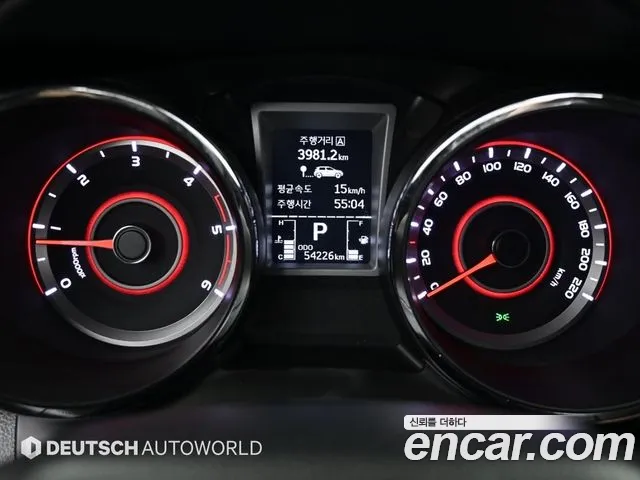 KGM Tivoli 2017 thumb 12