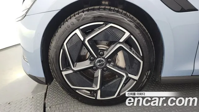 BYD Seal 2025 thumb 11