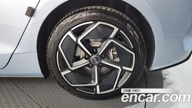 BYD Seal 2025 thumb 10