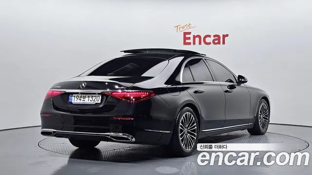 Mercedes-Benz S-Class 2024 thumb 12