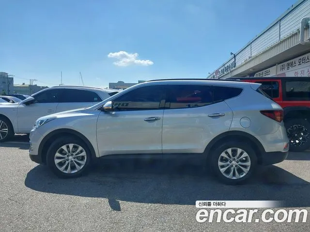 Hyundai Santafe 2016 thumb 6
