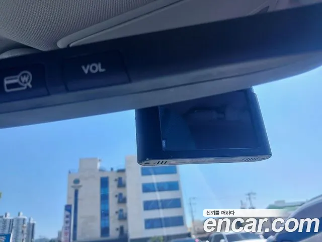 Hyundai Santafe 2016 thumb 10