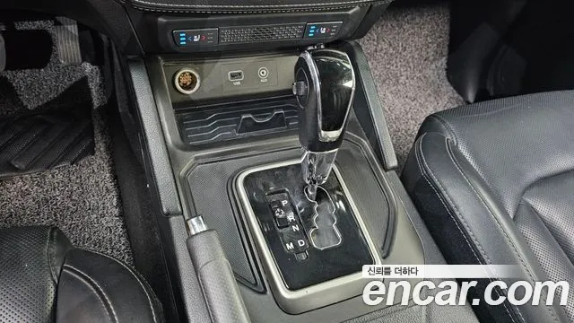 KGM Rexton 2018 thumb 5