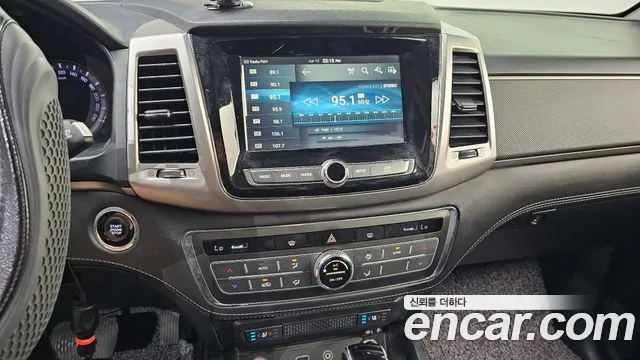KGM Rexton 2018 thumb 7