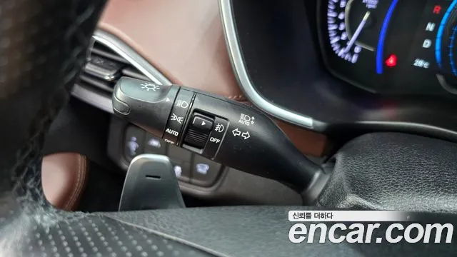 Hyundai Santa Fe 2020 thumb 8