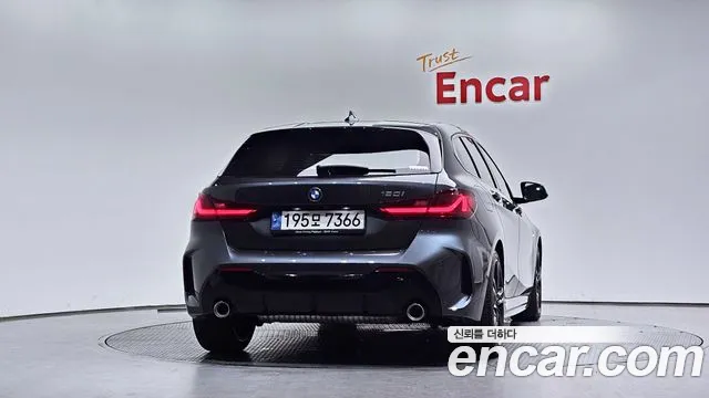 BMW 1 серии 2021 thumb 8