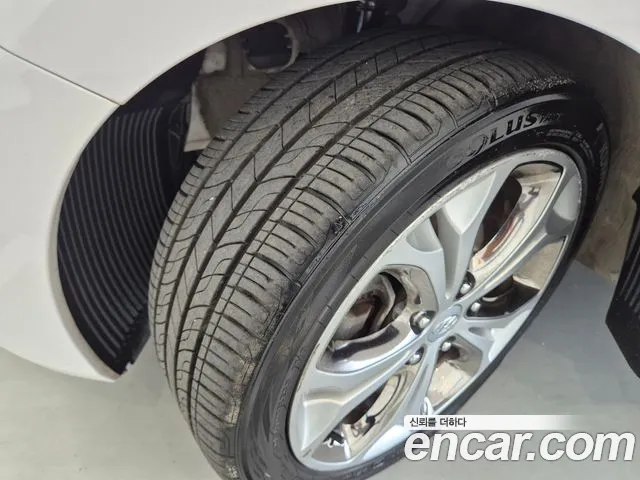 Hyundai i30 2012 thumb 6