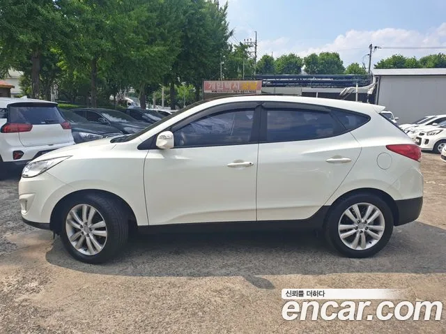 Hyundai Tucson 2010 thumb 9