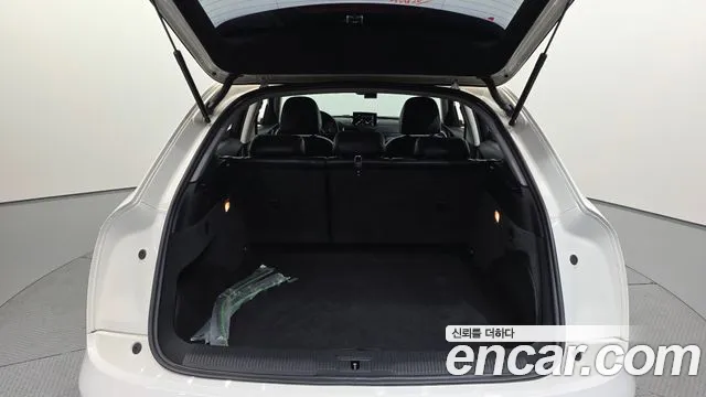 Audi Q3 2014 thumb 7