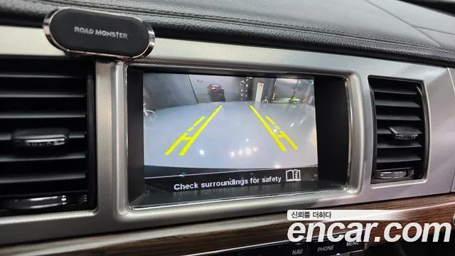 Jaguar XF 2015 thumb 2