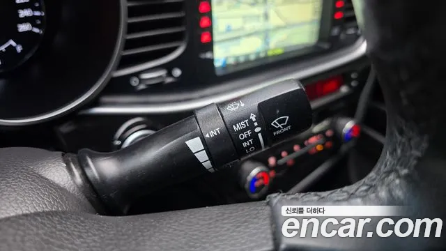 Kia K5 2015 thumb 12