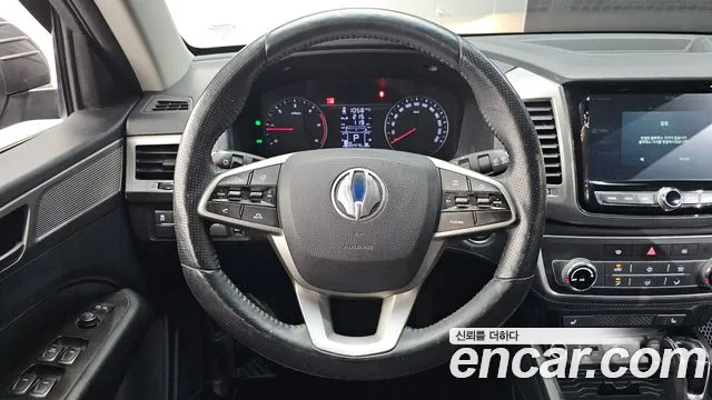 KGM Rexton 2018 thumb 5