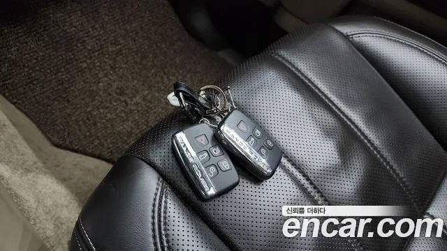 Land Rover Range Rover 2014 thumb 11