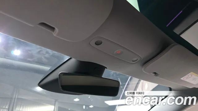 Tesla Model 3 2024 thumb 7