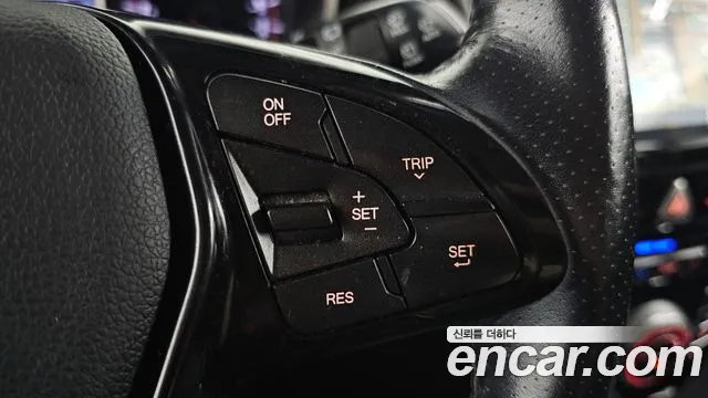 KGM Tivoli Air 2017 thumb 12