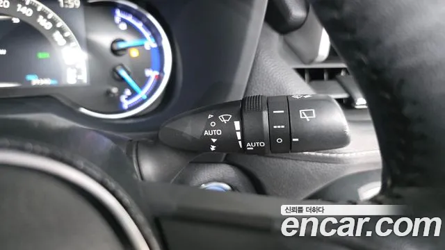 Toyota RAV4 2019 thumb 3