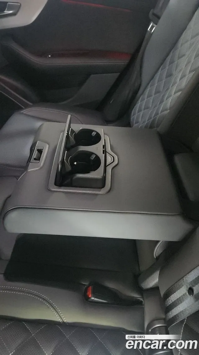 Audi Q8 2023 thumb 5