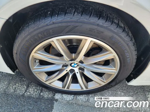 BMW 5 серии 2018 thumb 11