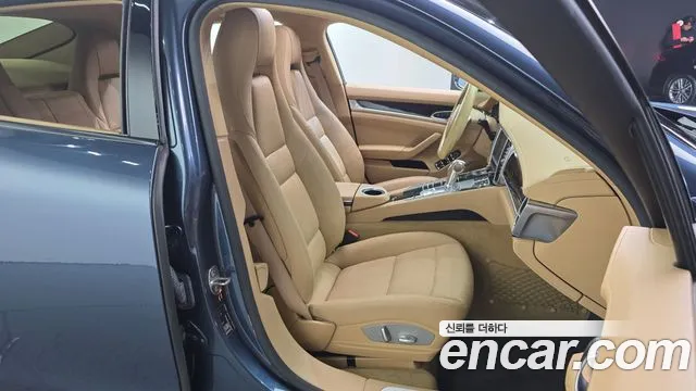 Porsche Panamera 2014 thumb 7