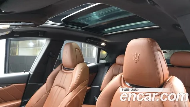 Maserati Levante 2020 thumb 4