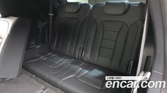 KGM Rexton 2021 thumb 2