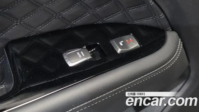 KGM Rexton 2021 thumb 11