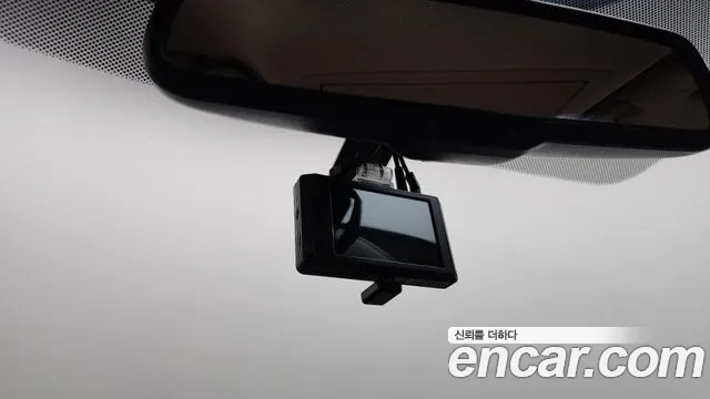 Nissan Pathfinder 2017 thumb 6