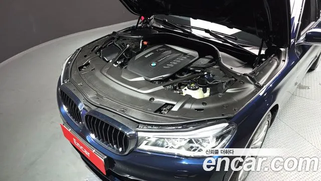 BMW 7 серии 2016 thumb 6