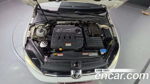 Volkswagen Golf 2016 thumb 3