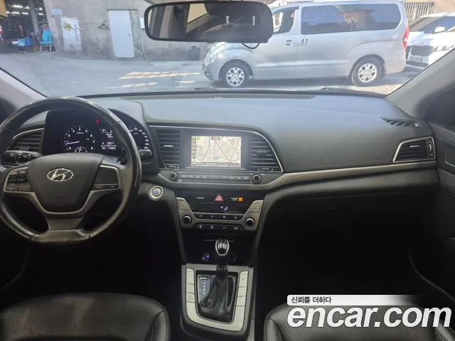 Hyundai Avante 2015 thumb 11