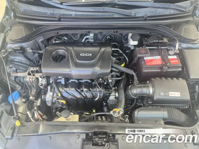 Hyundai Avante 2015 thumb 2