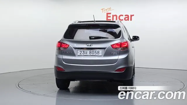 Hyundai Tucson 2010 thumb 10