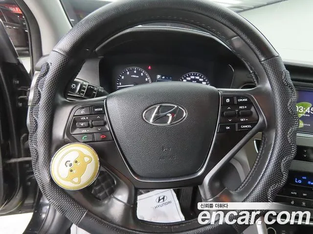 Hyundai LF 2016 thumb 3
