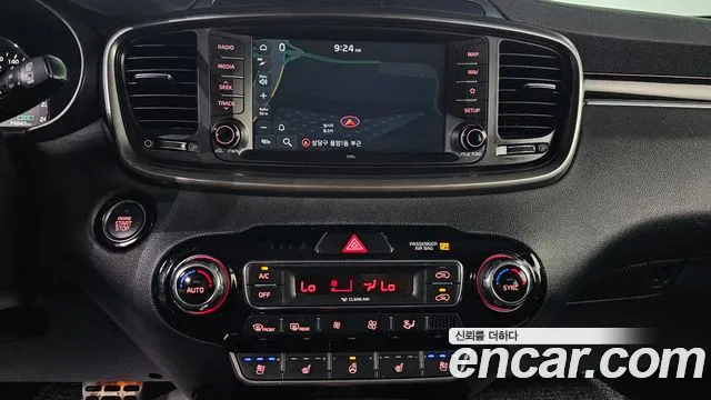 Kia Sorento 2018 thumb 5