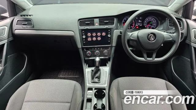 Volkswagen Golf 2017 thumb 4