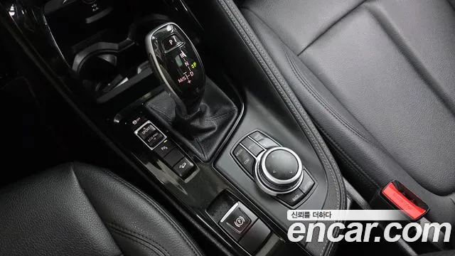 BMW X1 2022 thumb 3