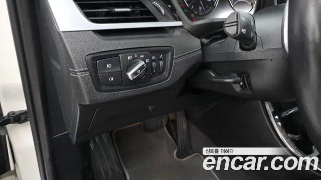 BMW X1 2022 thumb 4