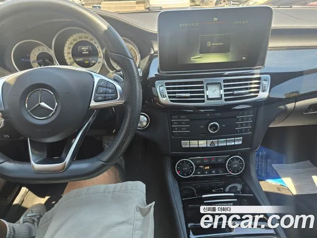 Mercedes-Benz CLS 2017 thumb 5