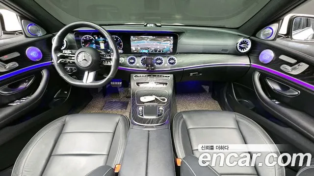 Mercedes-Benz E-Class 2020 thumb 9